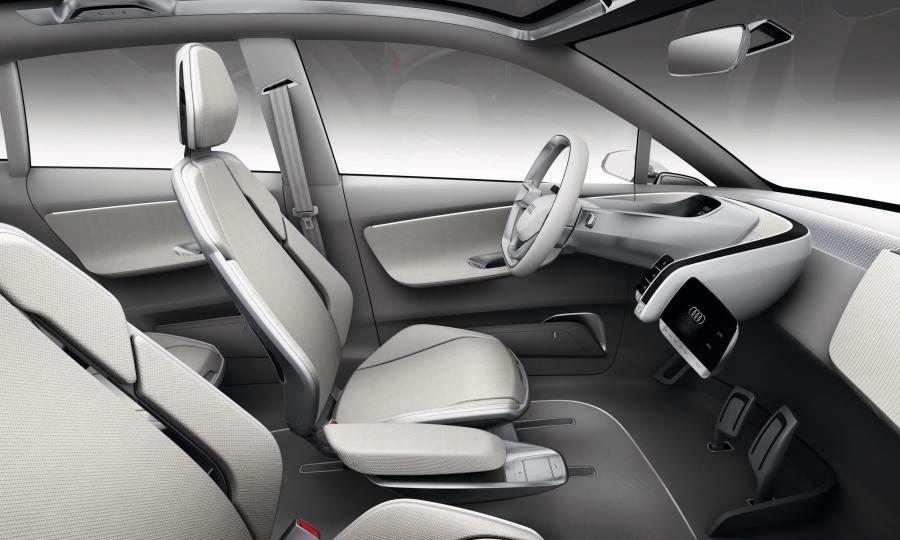 Интерьер Audi A2 Concept 2011 года  (фото 17 из 32)